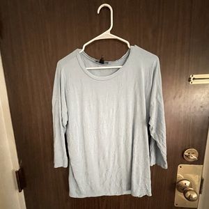 Light blue three quarter sleeve